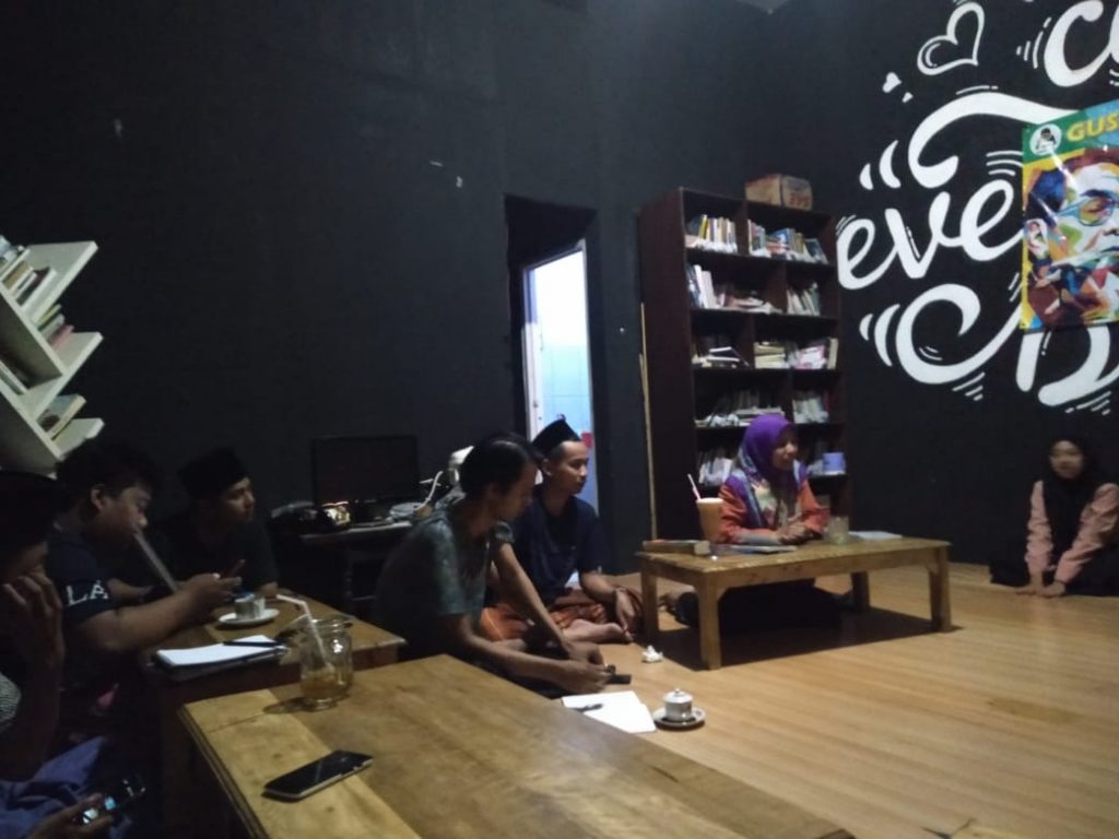 Bedah ‘Finally The Natherland’, Novel Best Seller Karya Orang Geger Bangkalan