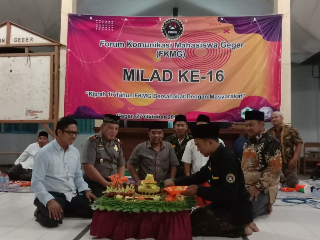 Mahfud S,Ag, Menghadiri hari jadi FKMG. Yang dikemas dengan pengabdian pada masyarakat.