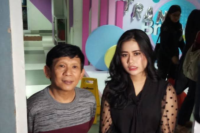 Cerita Ginandjar: Pelawak 55 Tahun Menaklukkan Hati Gadis 23 Tahun