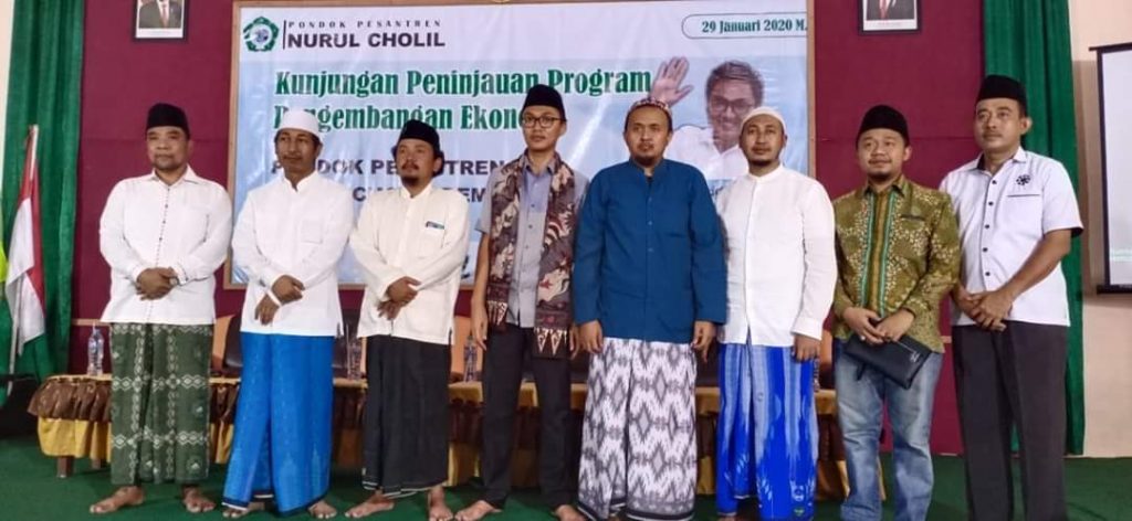 Stafsus Milenial Jokowi Kunjungi Pesantren Nurul Cholil Bangkalan