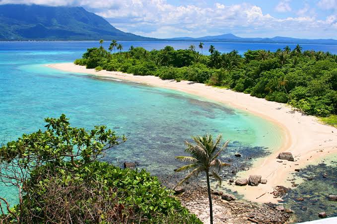 Duduk Perkara Perairan Natuna