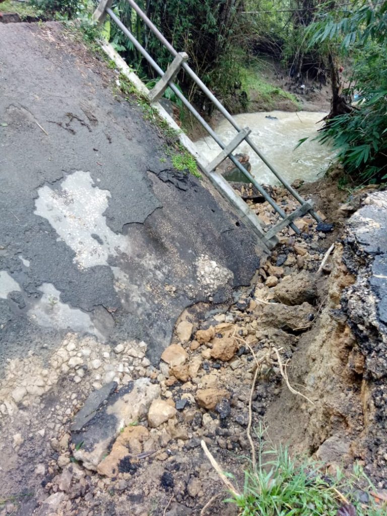 Jembatan penghubung antar kecamatan di desa dabung geger ambruk, ini tanggapan komisi C