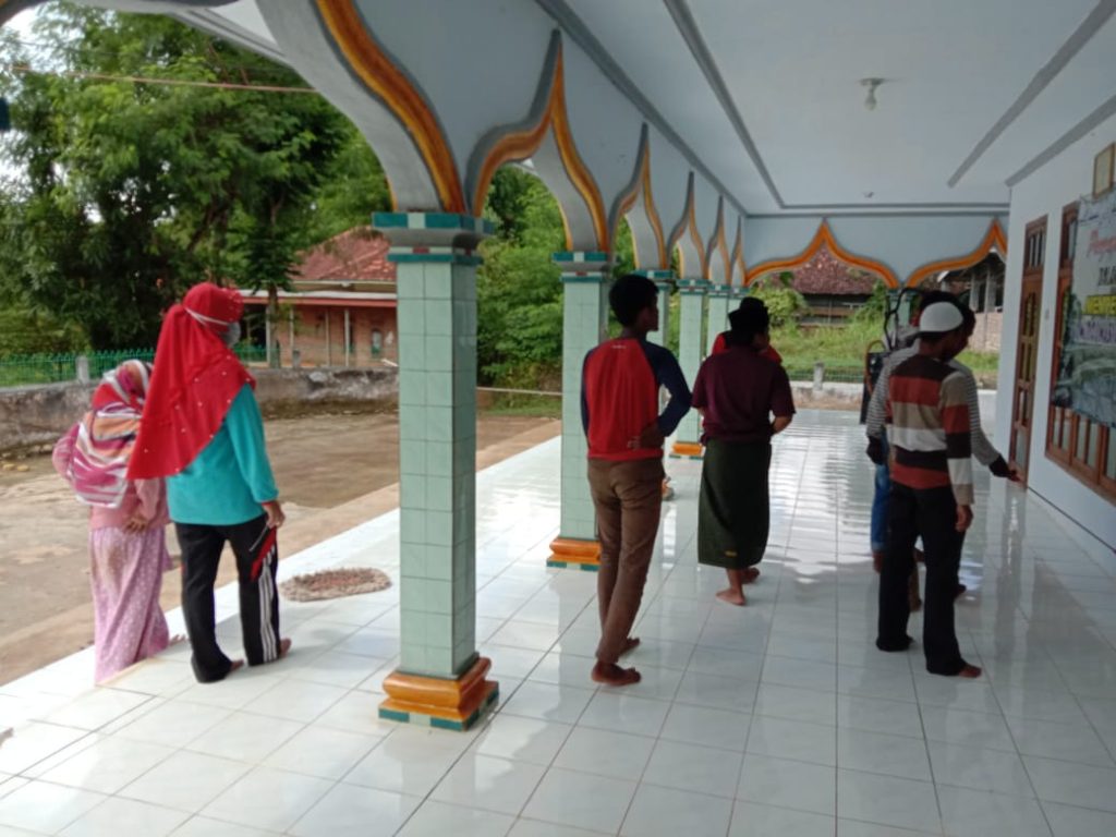 Waspada Covid 19, Begini Cara Karang Taruna Desa Daleman Membentengi Desannya