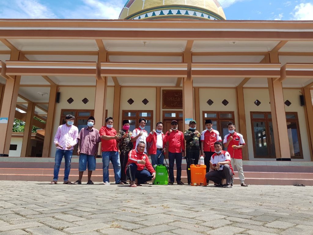 Blega Zona Merah Corona, Tiga Organisasi Gerilya Semprotkan Disinfektan