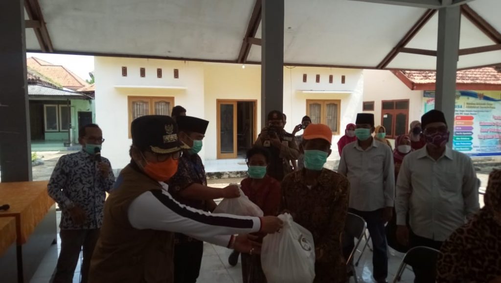 Pemkab Salurkan 14.050 Sembako Bagi masyarakat Miskin Bangkalan
