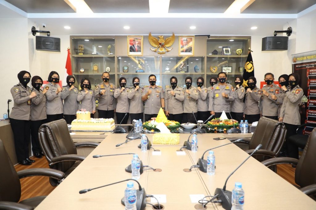 HUT Polwan ke-72, Kabaharkam Polri: Semoga Polwan Terus Berkontribusi dalam Mewujudkan Kamtibmas Kondusif dan Kesejahteraan Masyarakat