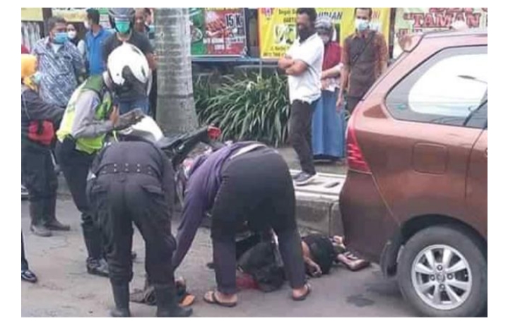 Terjadi Tabrakan Mitsubishi Pajero dan Motor di Surabaya, Korban Tewas Saat di Larikan ke Rumah Sakit