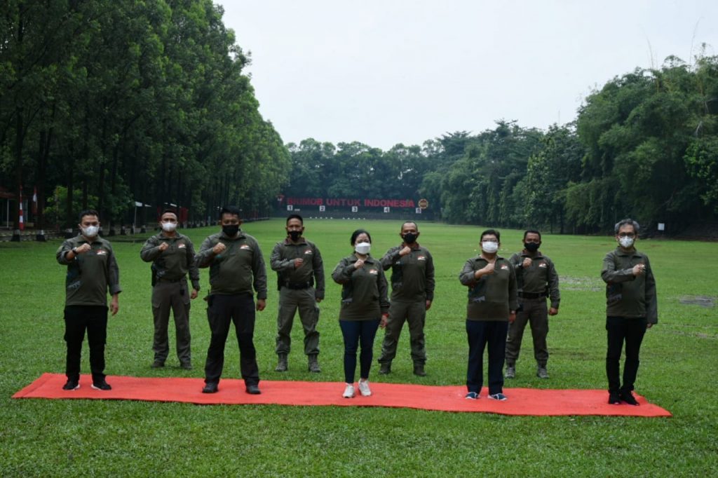 Marak Aksi Teror, Puan Maharani Latihan Menembak di Mako Brimob