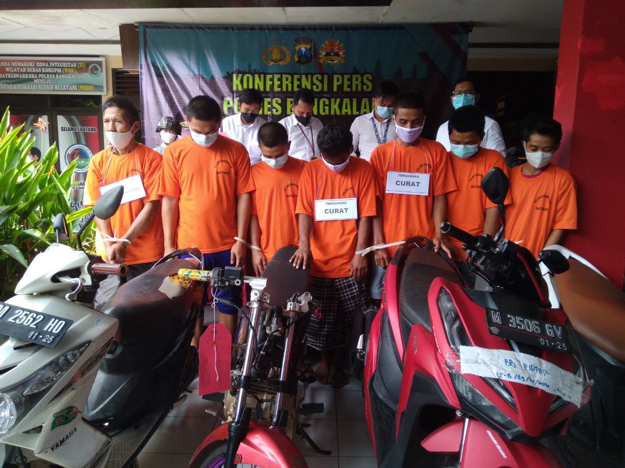 Curi Tablet Milik Sekolah, Dua Pemuda di Bangkalan Di Ringkus Polisi