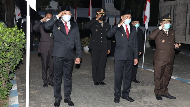 HUT RI ke-76, Bupati Sampang Ikut Renungan Suci