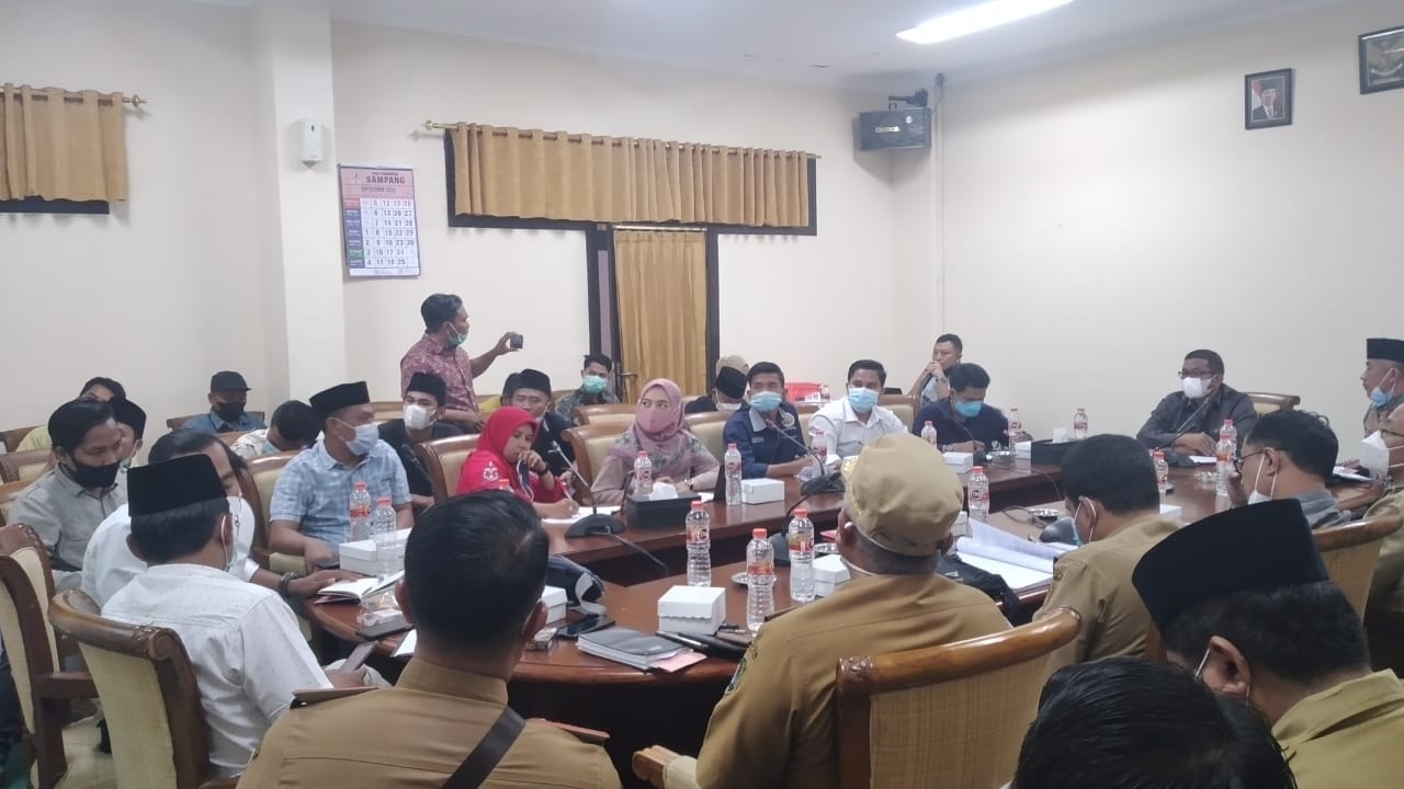 Desak Pembentukan Tim Evaluasi Kinerja Pj Kades