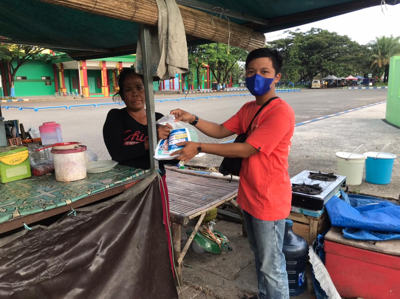 Bansos Sebagai Kendaraan Politik