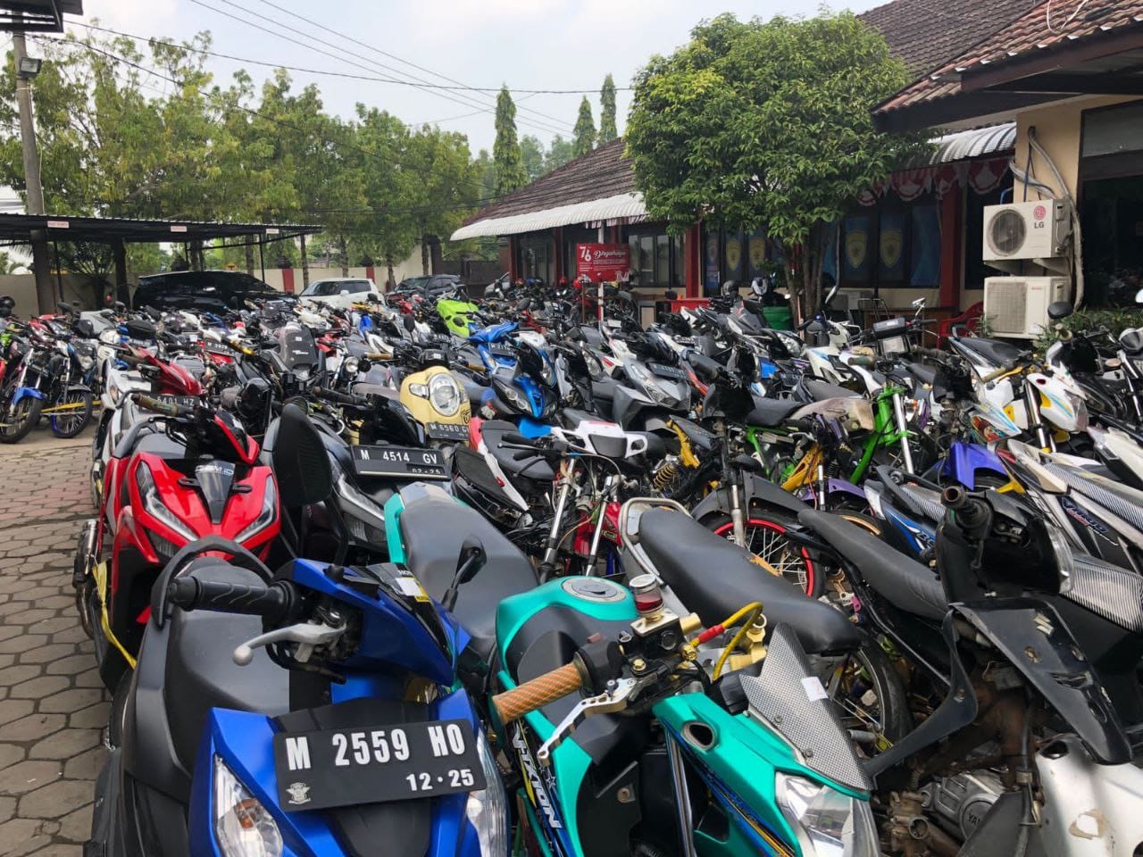 Grebeg Balap Liar di Sepuluh, Polisi Bangkalan Angkut Ratusan Motor