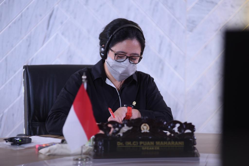 Buka Parlemen Remaja, Puan Kenalkan Cara Kerja DPR RI ke Gen Z