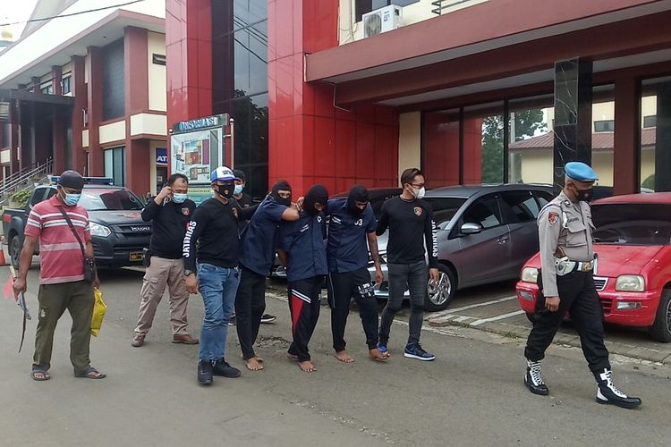 Ngeri! Gara-gara Parkir, Ponakan Sewa Pembunuh Untuk Habisi Paman