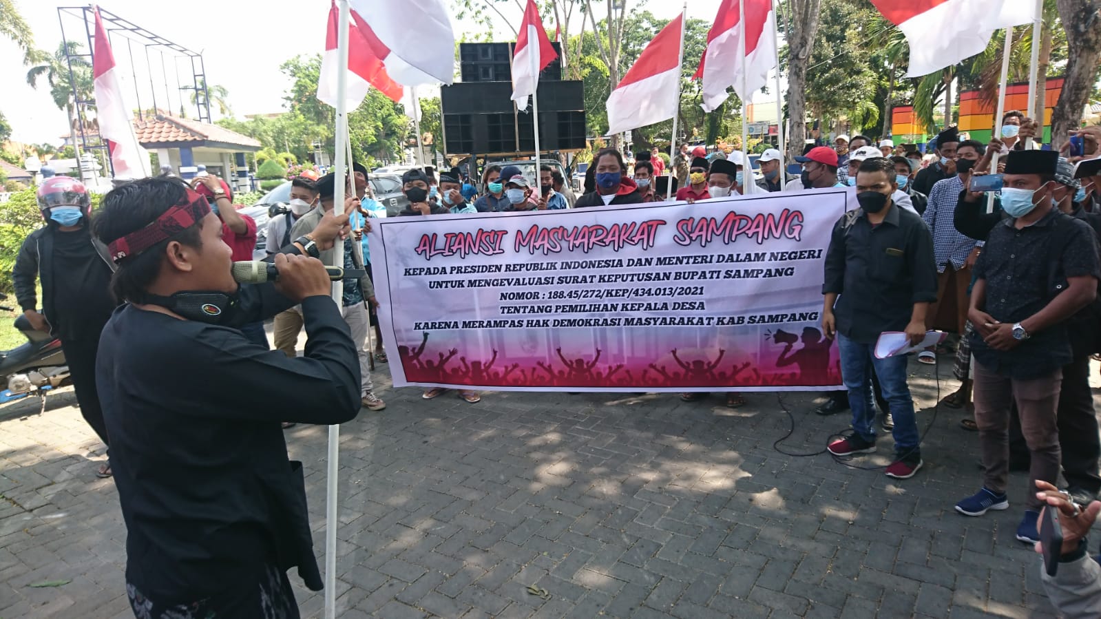 Kekecewaan Rolis Sanjaya, Usai Demo Menolak Penundaan Pilkades Serentak di Sampang