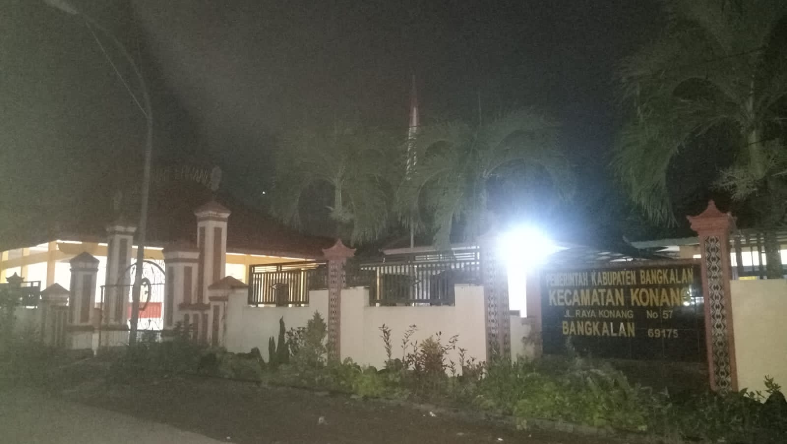 Kondisi PJU dan Jalan Kabupaten di Kecamatan Konang Sangat Memprihatinkan
