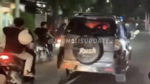 Bukan Maling, Penyebab Kakek Diteriaki Maling hingga Tewas Dikeroyok Karena Nyenggol Motor