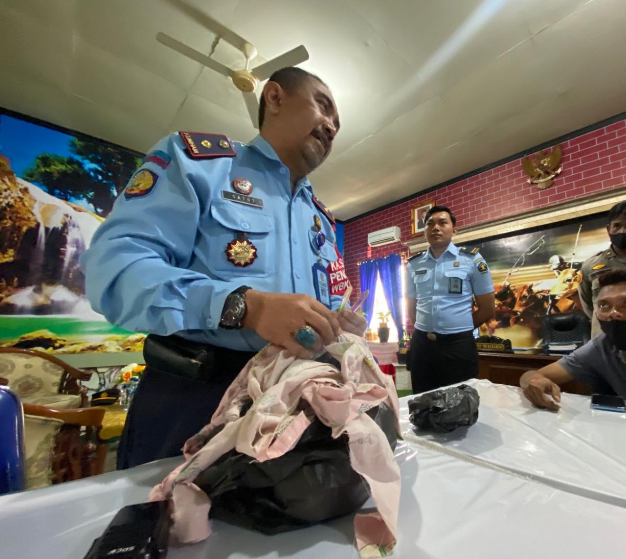 Tahanan Rutan Sampang Kabur Pakai Dua Alat, Salah Satunya Sikat Gigi