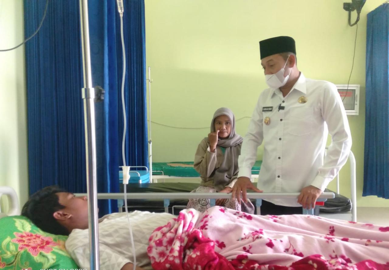 Geram, Wabup Sampang Dapati Pegawai Puskesmas Camplong Tak Ngantor
