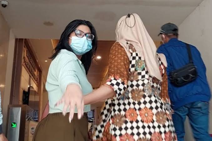 Dea ‘Onlyfans’ dan Mereka yang Ditangkap Usai Tampil di Podcast Deddy