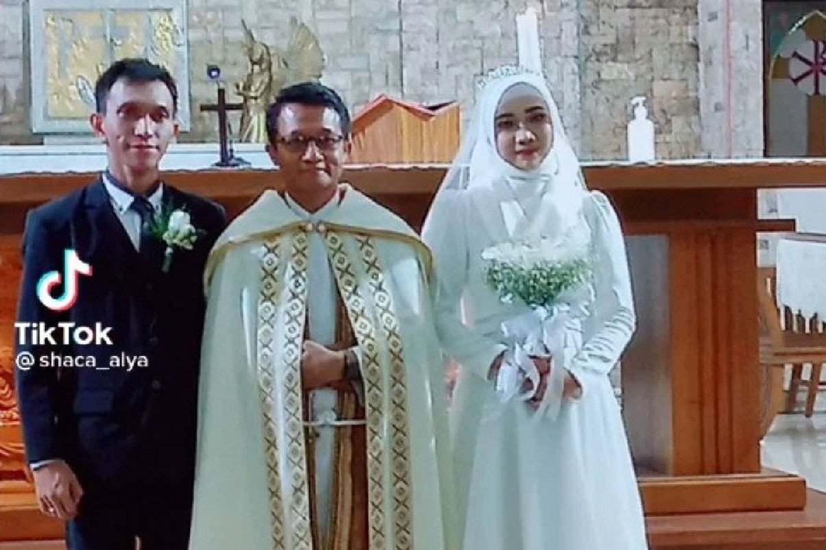 Viral Nikah Beda Agama di Semarang, Kok Bisa?