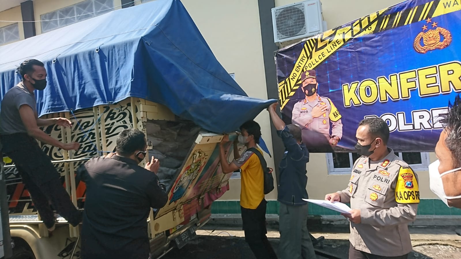 Polisi Sampang Gagalkan Upaya Penyelendupan Pupuk Bersubsidi