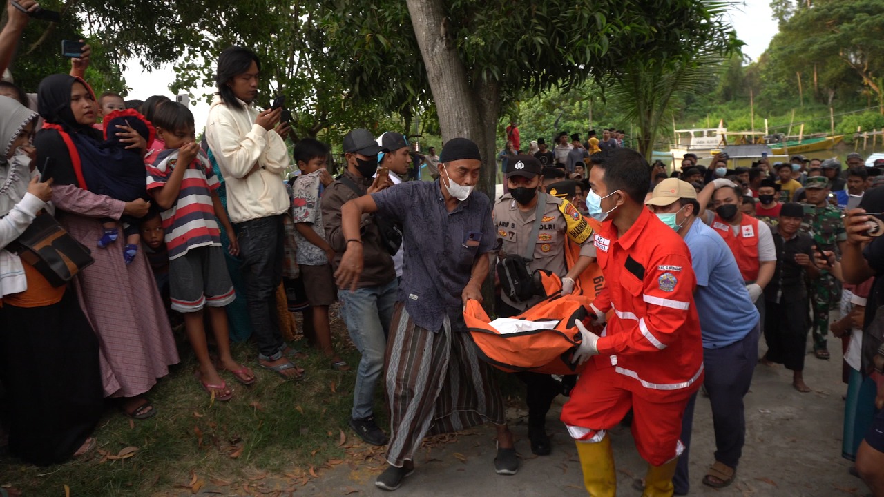 Pemuda yang Lompat ke Sungai Karena Cemburu Akhirnya Ditemukan