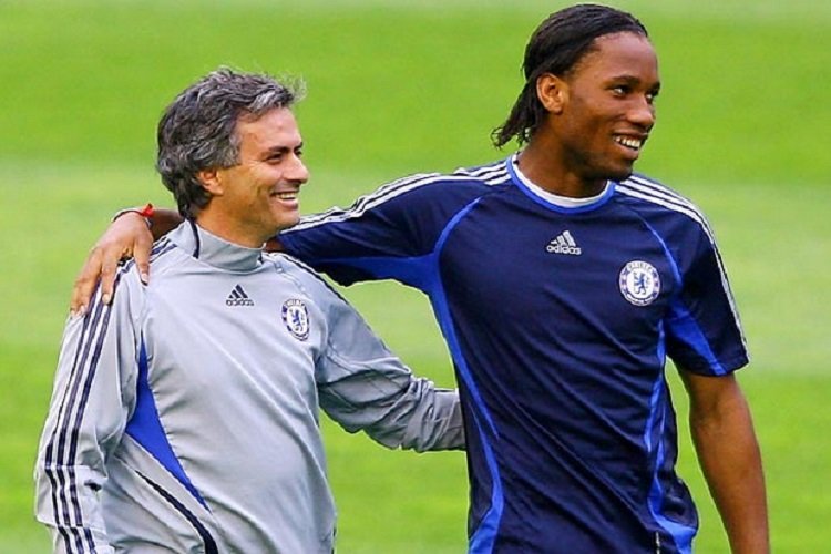 Ketika Mourinho Datangkan Didier Drogba, Abramovich Sempat Tak Setuju