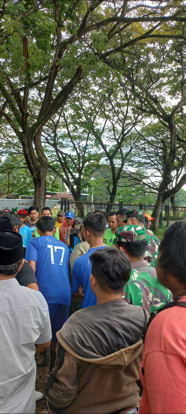 Diduga Wasit Berpihak ke Musuh Liga Internal Sementara Kelas Satu Berhenti Di Menit ke 11 di Babak kedua