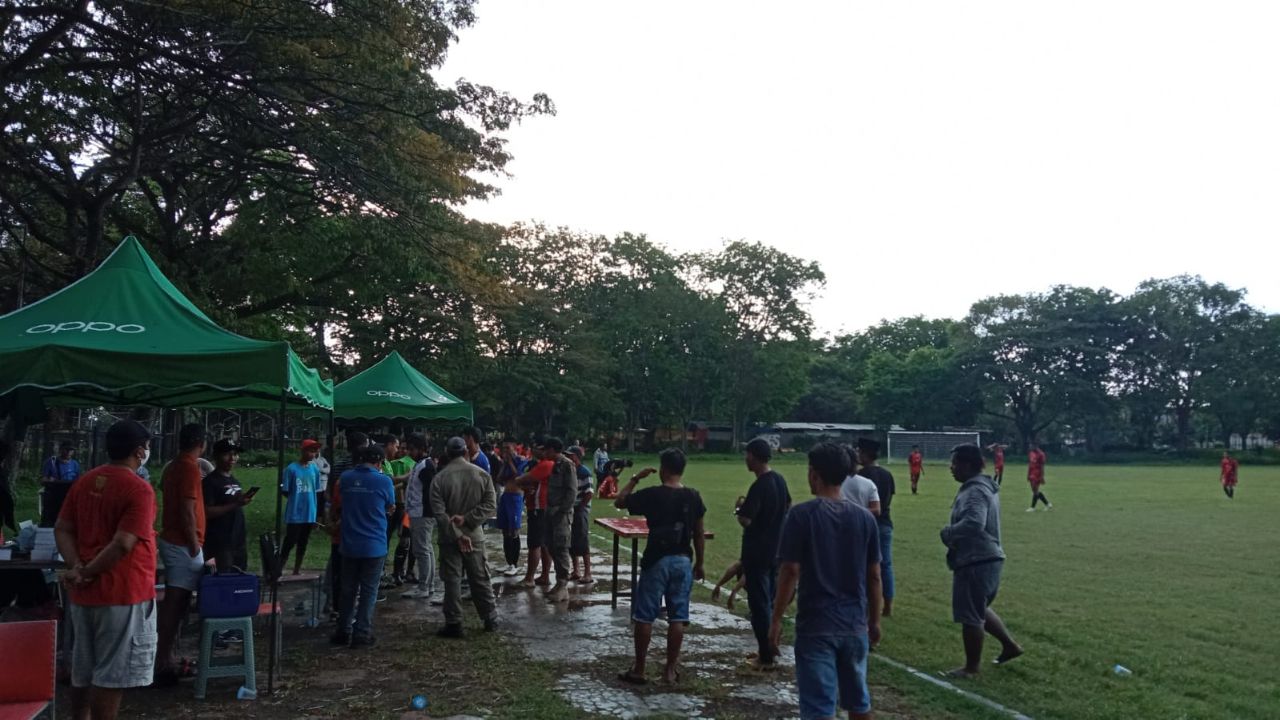Protes Keputusan Wasit, Pertandingan Liga Internal Bangkalan, Diawarnai Aksi Walkout Tim Armada FC