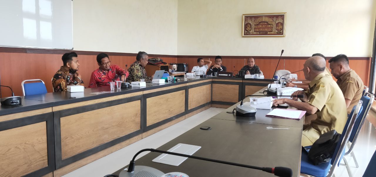 Keluhkan Sampah, KNPI Blega Datangi DPRD Bangkalan