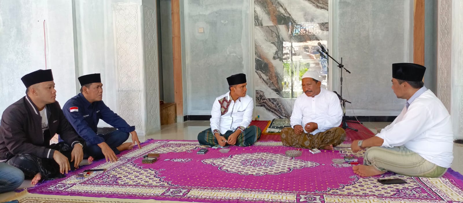 Sowan ke KH Hannan Sya’roni, Lukman Hakim  Dapat Pesan Hadapi Pilkada