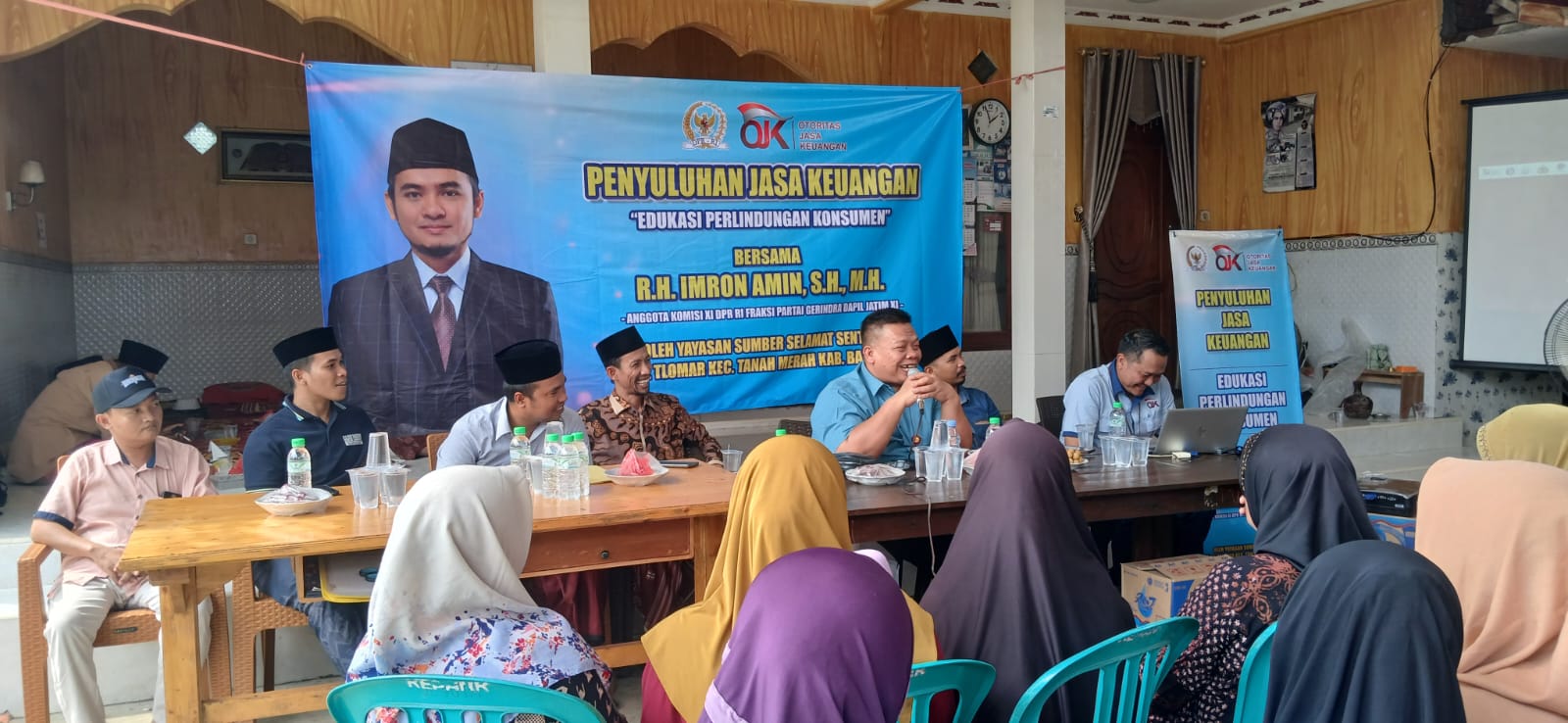 Tingkatkan Literasi Keuangan, OJK Blusukan ke Desa Tlomar Bangkalan