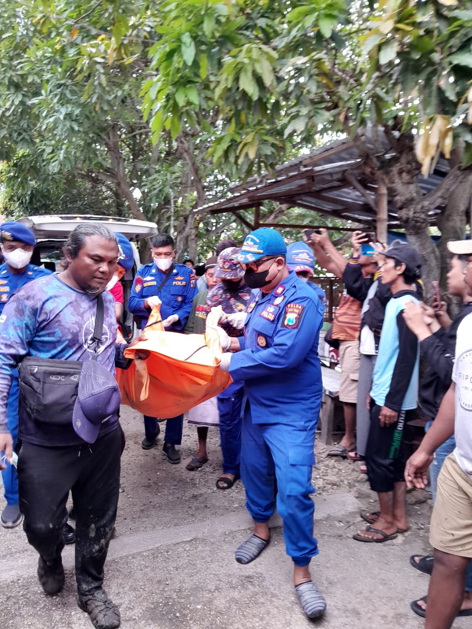 Jasad Nelayan Bangkalan yang Hilang Ditemukan Tersangkut Akar Bakau