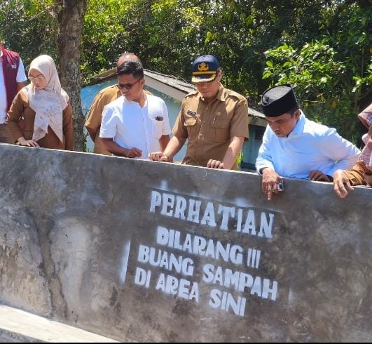 Tinjau SPAM di Desa Banyubunih, Bupati Lukman: Air Bersih Kebutuhan Utama