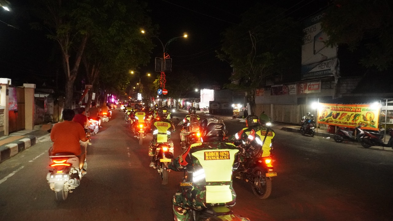 Antisipasi Penyusup, TNI-Polri Bangkalan Gelar Patroli Skala Besar