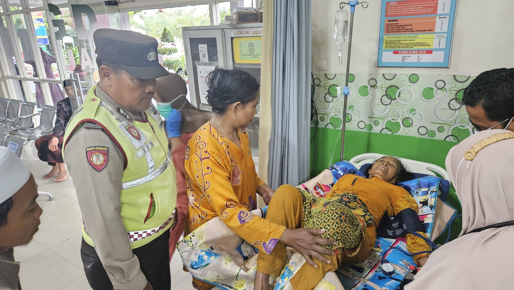 Nenek di Bangkalan Tak Sadarkan Diri Usai Tersambar Petir